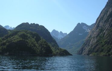 De Trollfjord Noorwegen fjorden Lofoten Vesteralen zeilen vakantie wandelen